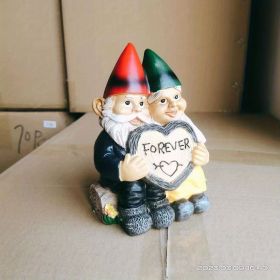 1pc Garden Gnome Couple Statue, Resin Couple In Love Gnome Ornamen, Statue For Micro Landscape Flowerpot Lawn Yard Garden Fish Tank Bonsai Decoration,